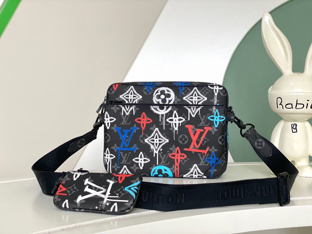 Louis Vuitton Cross Body Bag