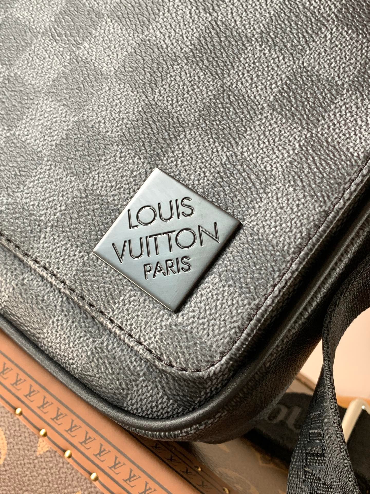 Louis Vuitton Cross Body